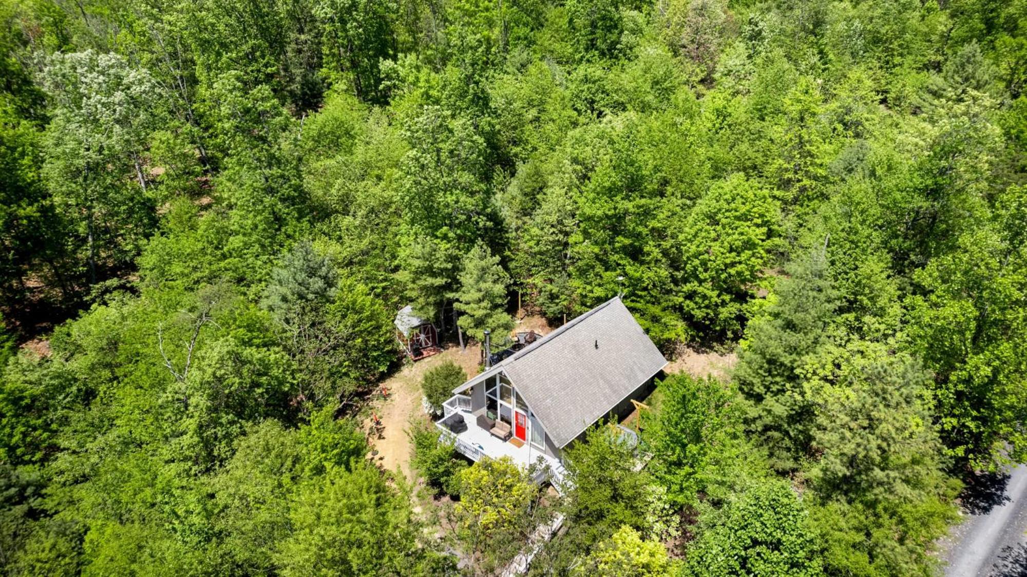 Hottub, Firepit, Grill, Deck, Playset & Wifi Villa Mount Jackson Exterior photo