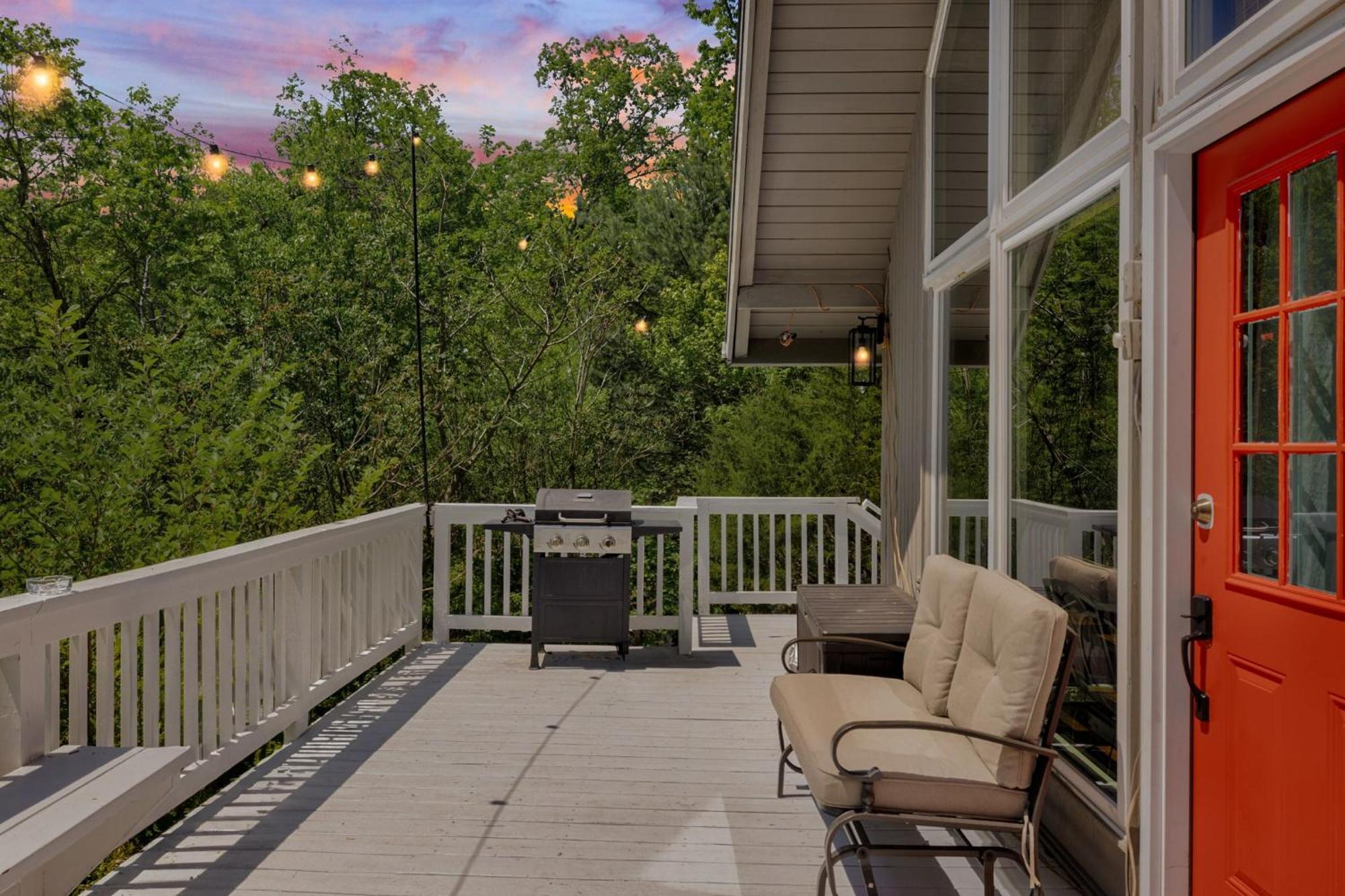Hottub, Firepit, Grill, Deck, Playset & Wifi Villa Mount Jackson Exterior photo